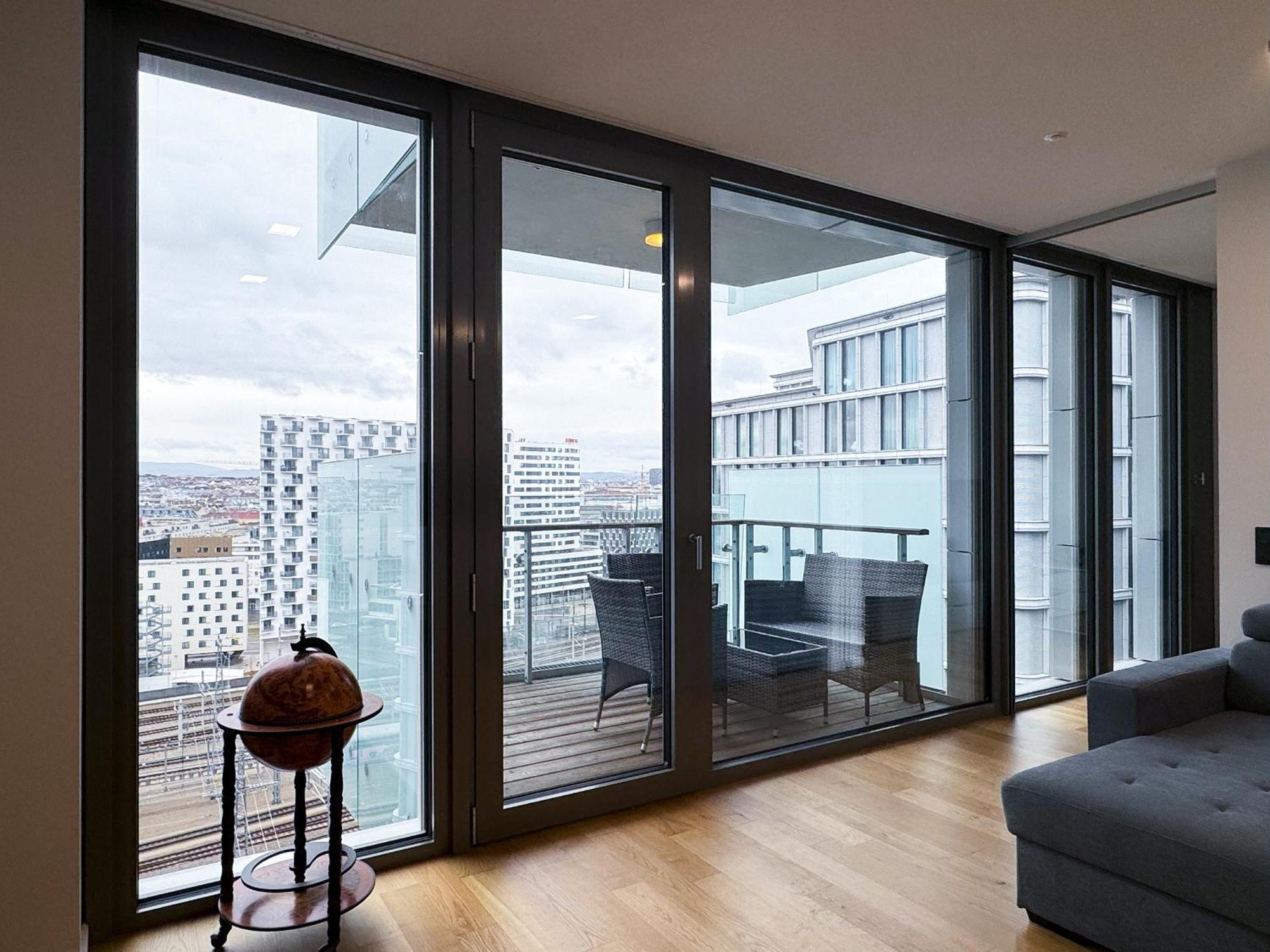 Luxus-Apartment Mit Weitblick Vienna Esterno foto